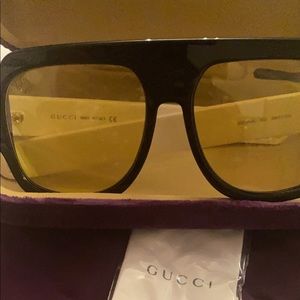 Gucci Sega 0255 Black Ivory Stripe Yellow Unisex Sunglasses GG0255S